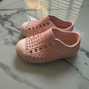 Native Kids Pink Water Shoes